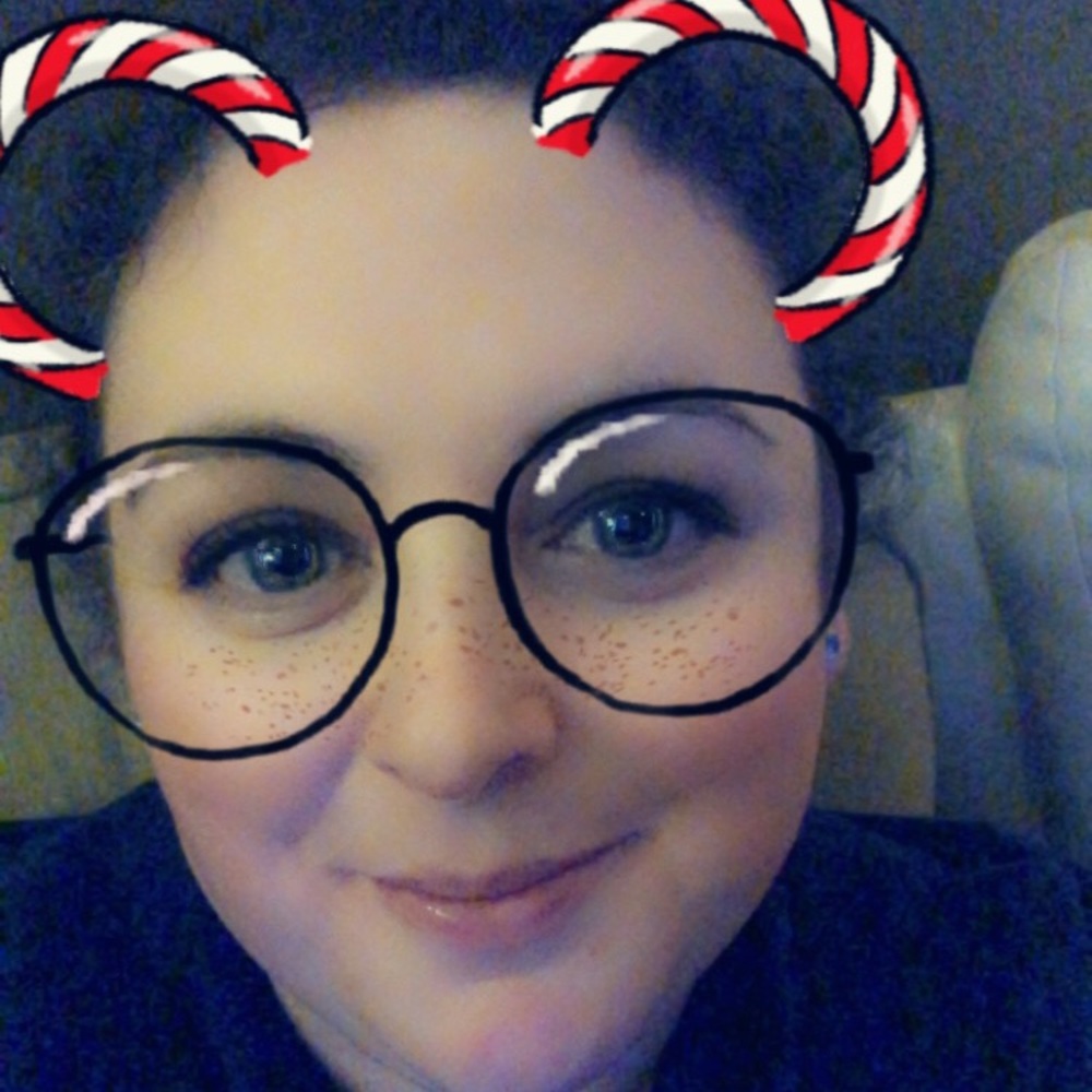 Meet your Posher, Jennipher